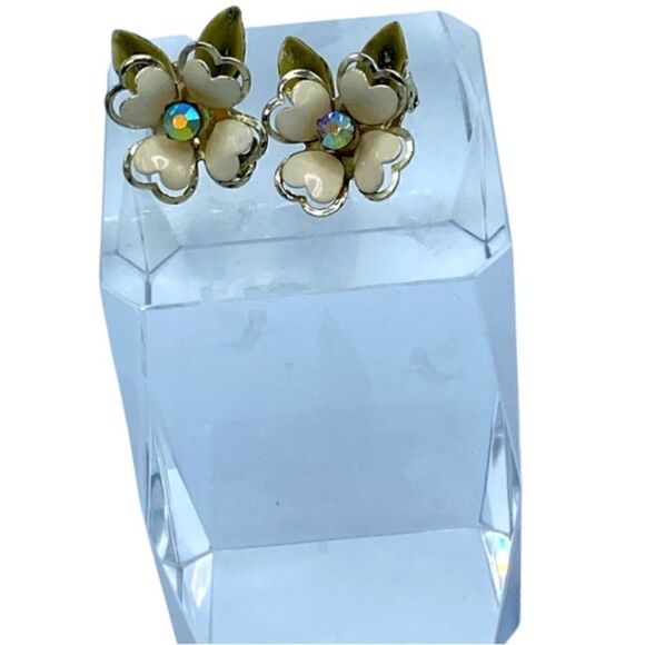 Earrings – Vintage Floral Hand-Painted Ceramic Clip-Ons - Picture 2 of 3